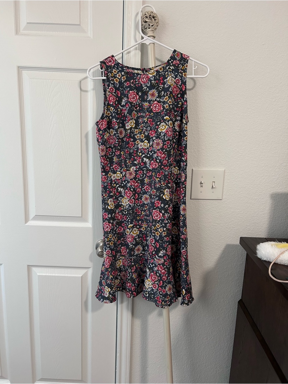 LOFT Outlet Petite Floral Sleeveless Dress Size 6P